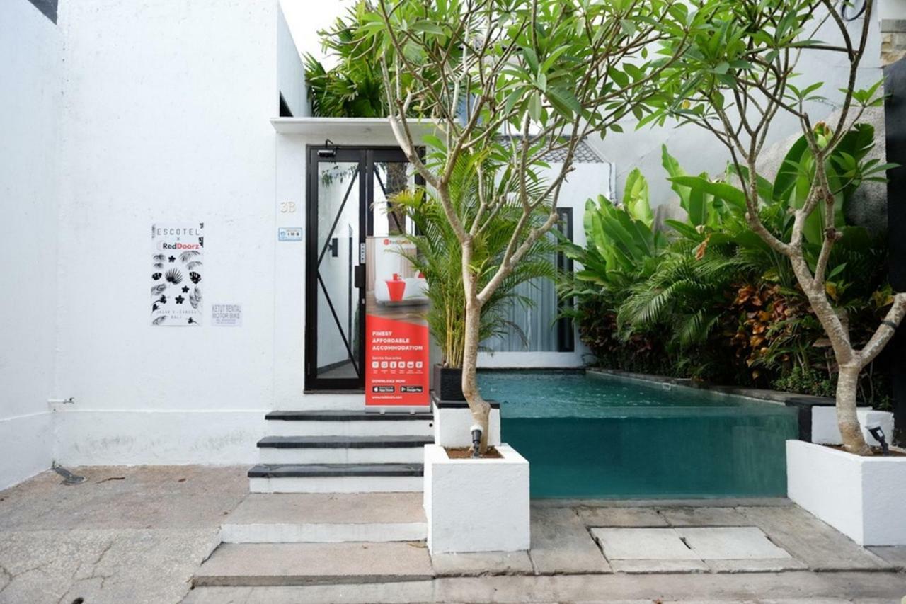 הוסטל באלי Reddoorz @ Jalan Raya Semat Canggu מראה חיצוני תמונה